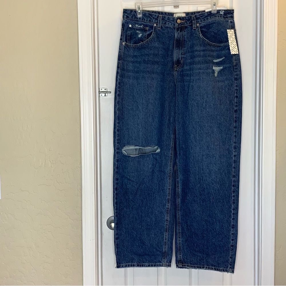 BDG Tapered Baggy High Rise Jeans Distressed Size 33